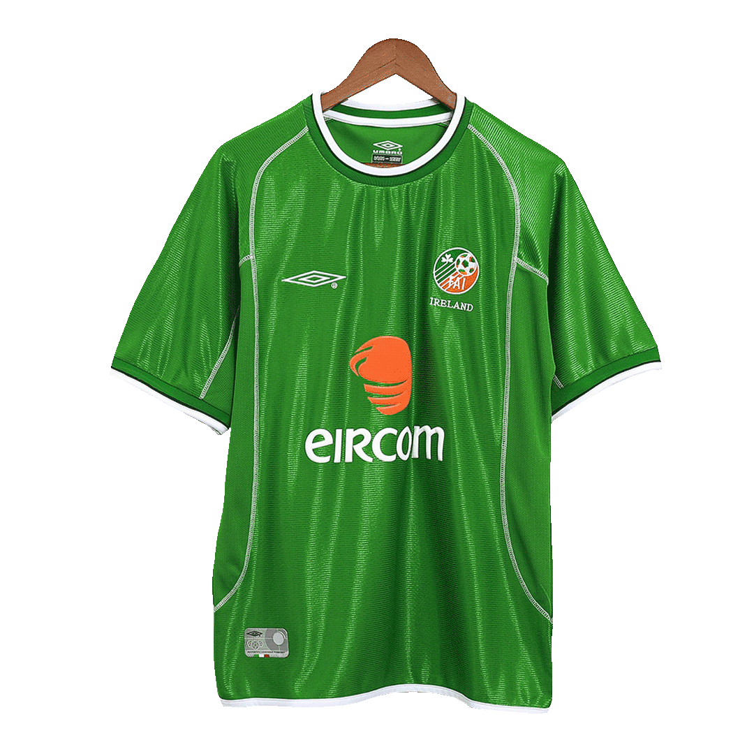 34a06bda818d31005a836afafce904c3.png Vintage Soccer Jersey Ireland Home 2002 - Image 1